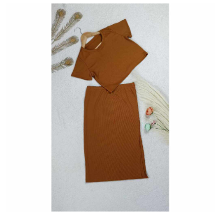 Maternity Knitted Top and Skirt with Slit MC20