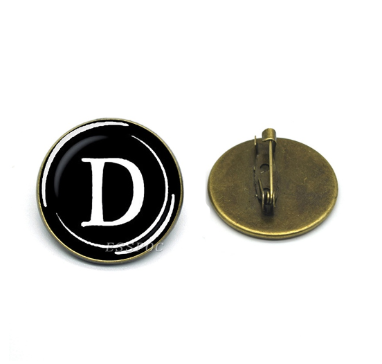 New 2023  Vintage Bronze Color Lapel Pin Letters A To Z Brooches Fashion Initial Letter Brooch Pins Suit Badges Women Men D