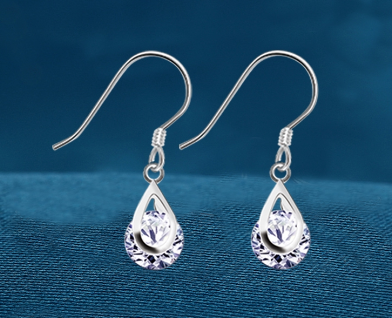 Italy Sterling Silver Hook Dangling Earring