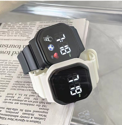 Korean Simple Fashion Waterproof Men Ladies Unisex Student Waterproof Sports Watch