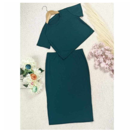Maternity Knitted Top and Skirt with Slit MC3
