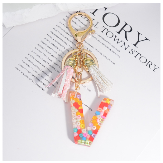 Colorful Beades Filled A-Z 26 Letter Keychains For Women Fashion Initials Keyring With Tassel Bag Pendant Accessories Souvenir V