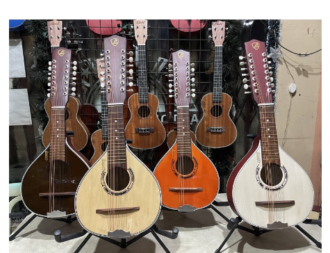 Lumanog Bandurria Spruce Wood w/ Free Bag and 3pcs Pick