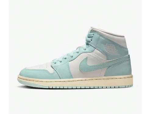 Jordan Air Jordan 1 "Light Dew" Non-Slip Mid-Top Retro Basketball Shoes, Women, Light Blue & White, BQ6472-132
