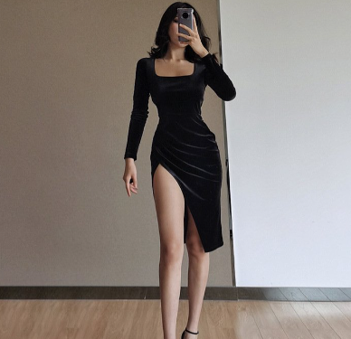 Sexy High Split Elegant Long Sleeve Square Neck Velvet Dress (black)