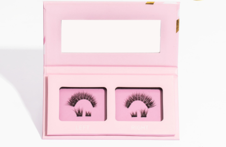 Luxx Lash Magnetic Lashes in Liv