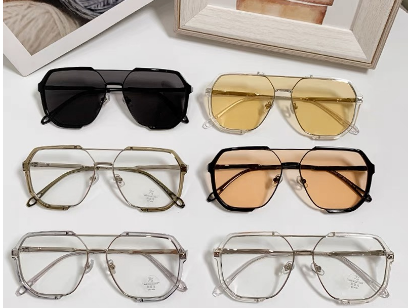 New Retro Sunglasses For  Men/Women Fashion Black Frame Beach Sunglass Lady Shades Eyeglasses