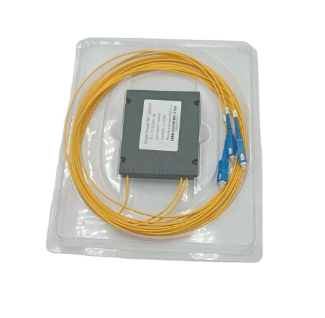 Fibre Optic Splitter G657A1 Fiber Optic End Tip Fiber Optic Equipment 2022 hot sell 1*2 Splitter rat