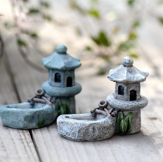 1Pcs Mini Pool Tower Miniature Landscape Ornament Garden Bonsai DollHouse Decoration