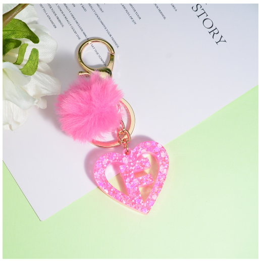 Pink Heart A-Z 26 Initials Keychain With Furball Fashion Letter Resin Keyring For Women Bag Ornaments Car Key Accessories Gifts F