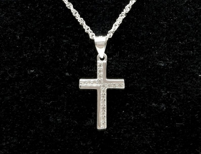 Unisilver 925 Sterling Silver Cross Pendant Necklace