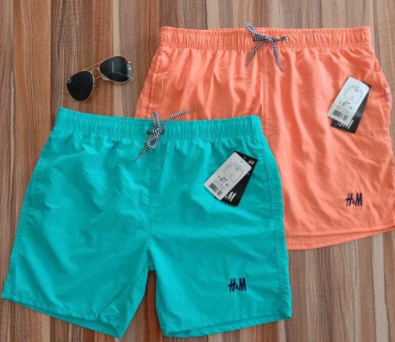 H & M Unisex Short