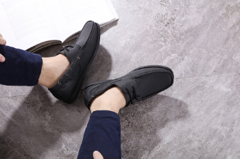 MEN'S LEATHER LOAFER TOPSIDER SHOES W555