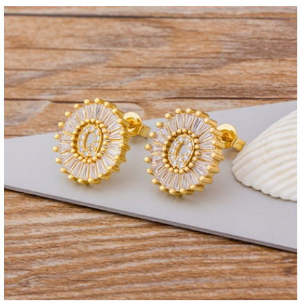 26 Initial Letter Earrings for Women Hypoallergenic Accessories Cute Alphabet AAA CZ Gold Stud Hikaw Jewelry Q