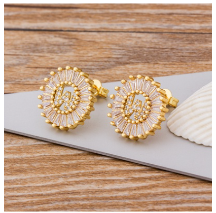26 Initial Letter Earrings for Women Hypoallergenic Accessories Cute Alphabet AAA CZ Gold Stud Hikaw Jewelry W