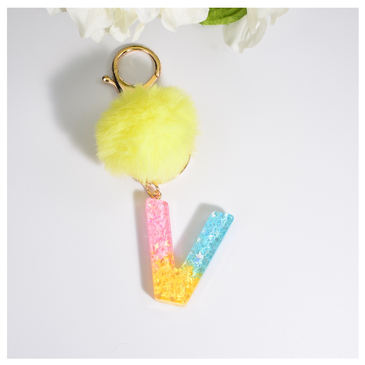 Fashion A-Z 26 Letters Iridescent Keychains Star Sequins Filling Resin Keyrings Women Bag Ornaments Exquisite Key Holder Charms V
