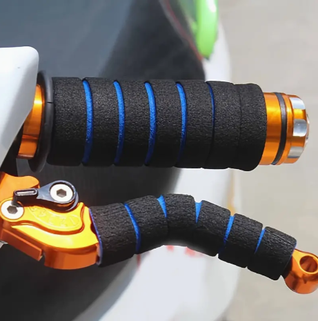 4Pcs/1Set Universal Grip, Comfort Foam Handle Bar For Motorcycle Bicycle, Random Color