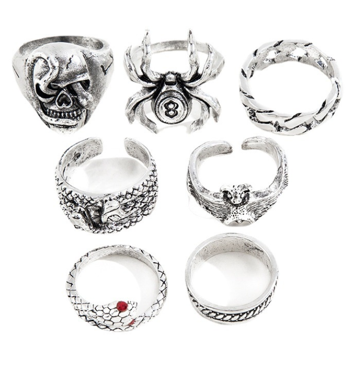 7Pcs/Set Personality Retro Rings Spider Snake Bat Skull Ring Gothic Jewelry Accessories