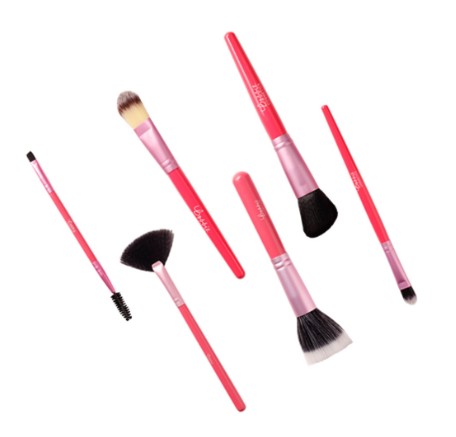 Bobbie Cosmetics Beauty Tools Fan Brush