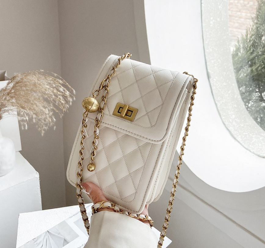 Women Sling Shoulder Bag Quality Korean Fashion Diamond Adjustable Chain Messenger Bag