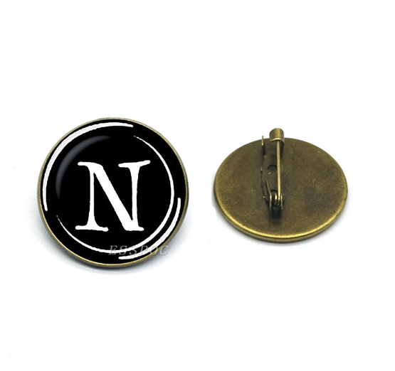 New 2023  Vintage Bronze Color Lapel Pin Letters A To Z Brooches Fashion Initial Letter Brooch Pins Suit Badges Women Men N