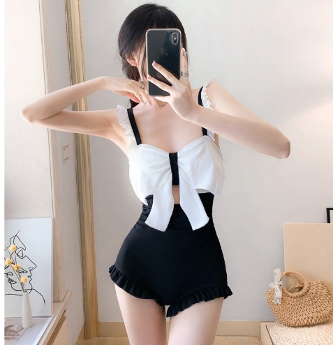 [With Padding] Bikini Top One-Oiece Women's Swimsuit Wearing a Backless Sexy SwimSuit Beach Set