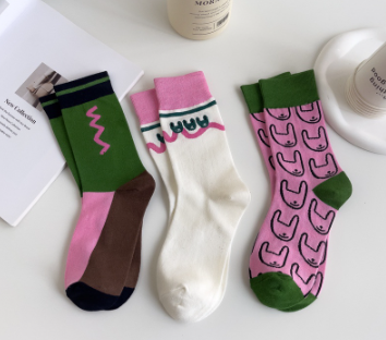 Spring and Summer Women's Pink Mid tube Socks Full of Rabbit Rabbit Street Ins Fashion Japanese Versatile Cotton Socks