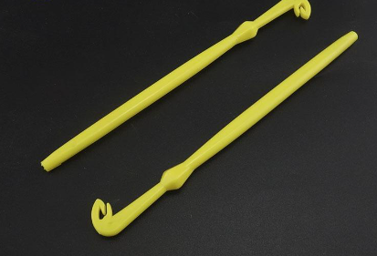 2x Plastic Loop Tyer Hook Tier Hook Remover For Fly Fishing Line Tool High Grade