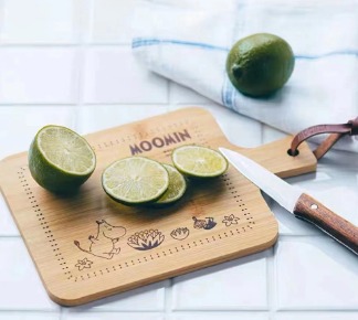 Japanese Magazine Moomin Yamei Cutting Board Outdoor Camping Cutting Board Cutting Board Tray Insulation Pad Coaster Small Cutting