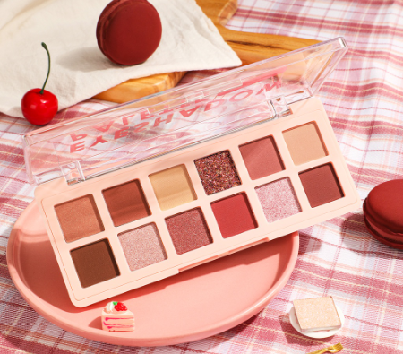 PINKFLASH Pink Dessert 12 shades Eyeshadow palette High pigment Fine and smooth powder Beauty Cruelty-Free Eye Makeup