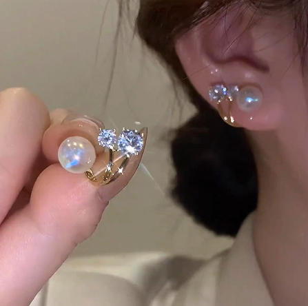 925 Sliver Korean Gold-palted Zircon Pearl Stud Earring for Women Flower Hoop Earring for Women