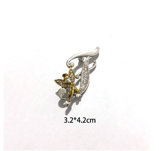 Luxury Crystal Angel Letter Brooch Women Men Rhinestones A To Z Elf Initials Collar Pins Party Gifts Jewelry F