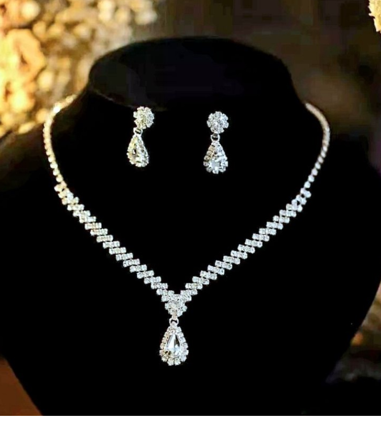 Wedding Jewelry Set Wedding Accessories Bright Rhinestone Drop Necklace Earrings