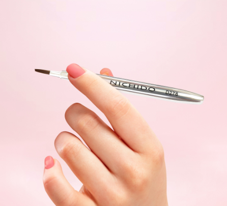 Nichido Retractable Lip Brush
