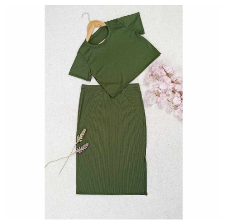 Maternity Knitted Top and Skirt with Slit MC6