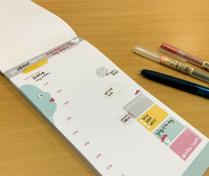 Sa Araw na Ito, Mamahalin ko ang Sarili Ko - Self-Care Daily Planner Notepad by Inky Livie (60 Lvs)